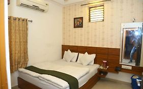 Hotel Khushi Palace